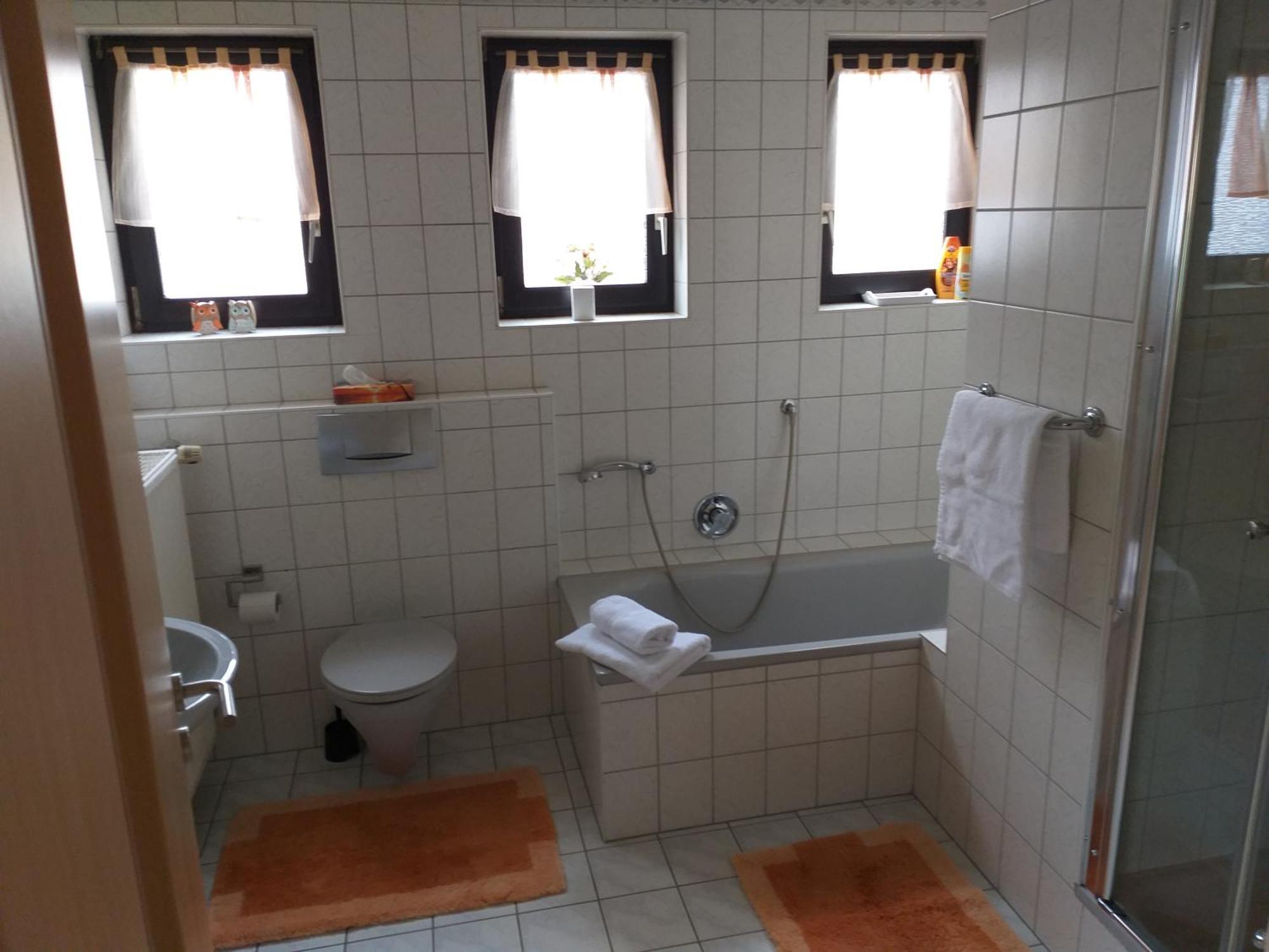 Apartment Zwei Schlafzimmer- Betten In Komforthoehe Baumholder Dış mekan fotoğraf