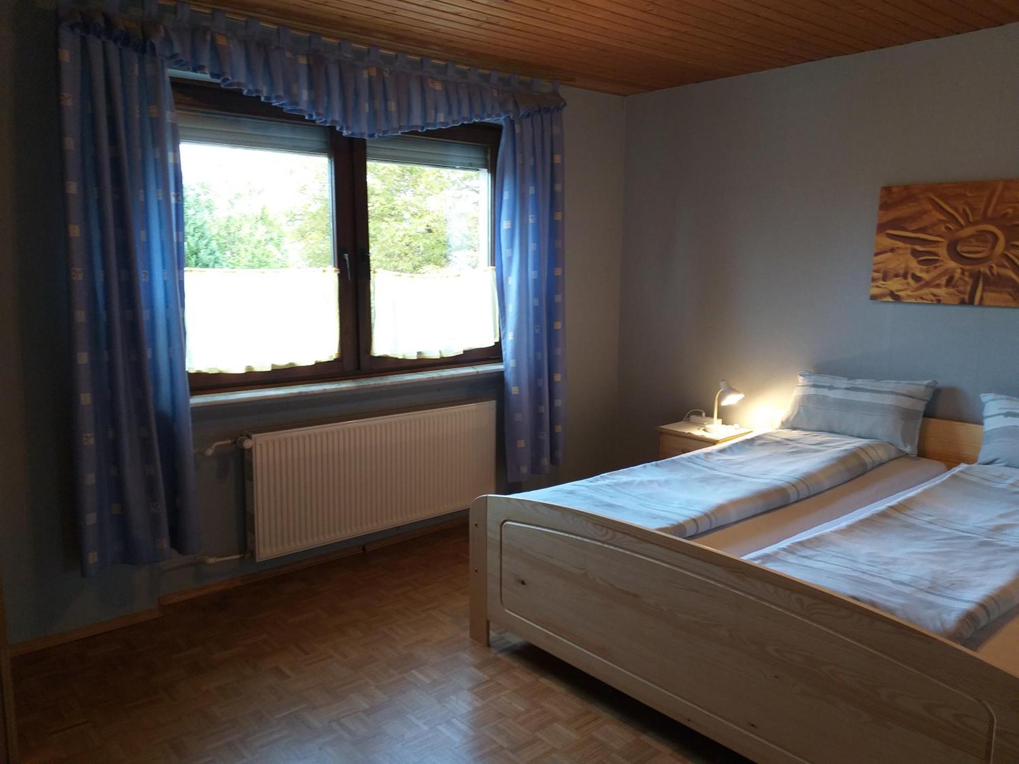 Apartment Zwei Schlafzimmer- Betten In Komforthoehe Baumholder Dış mekan fotoğraf